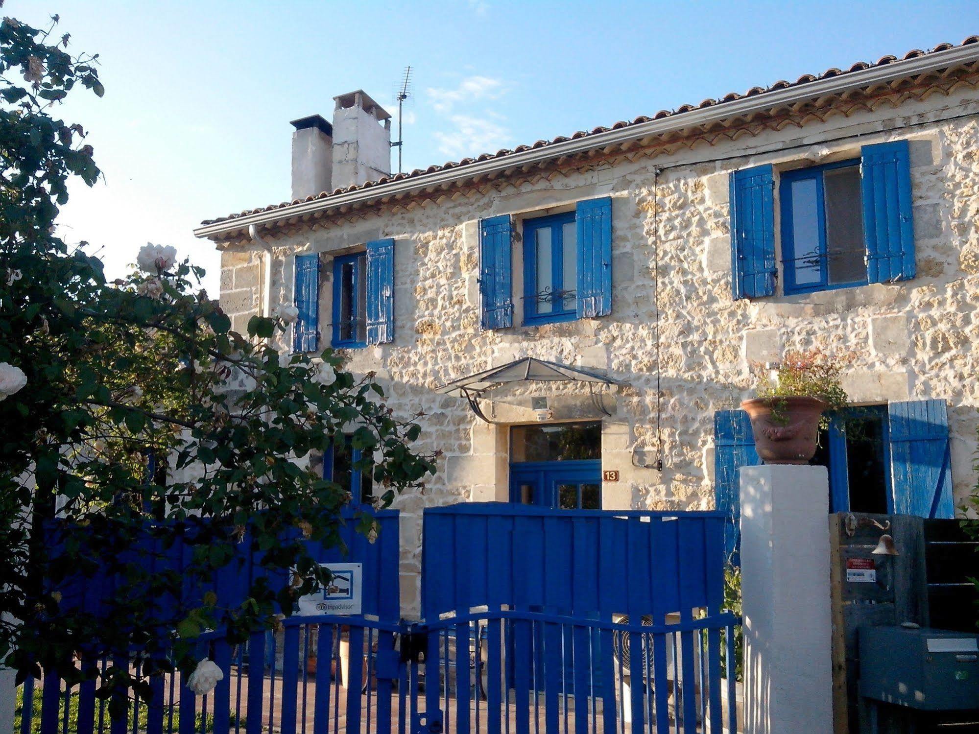 La Cadournaise Saint-Seurin-de-Cadourne Exterior foto